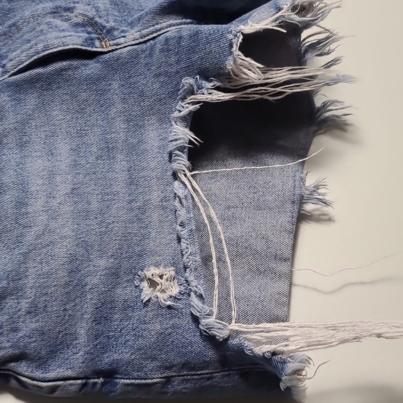 ALL SAINTS Remi Cut Off Frayed Distressed Light/Med Wash Denim Shorts Size 28 - Picture 7 of 15